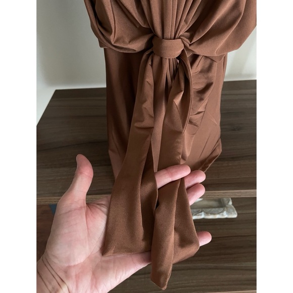 Gorgeous Express Brown Tie-front blouse, Size Small - Picture 4 of 8